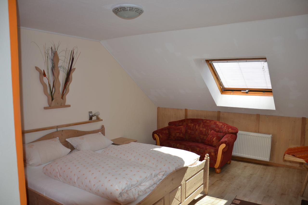 Landgasthof Wangerstuben Oberostendorf Экстерьер фото